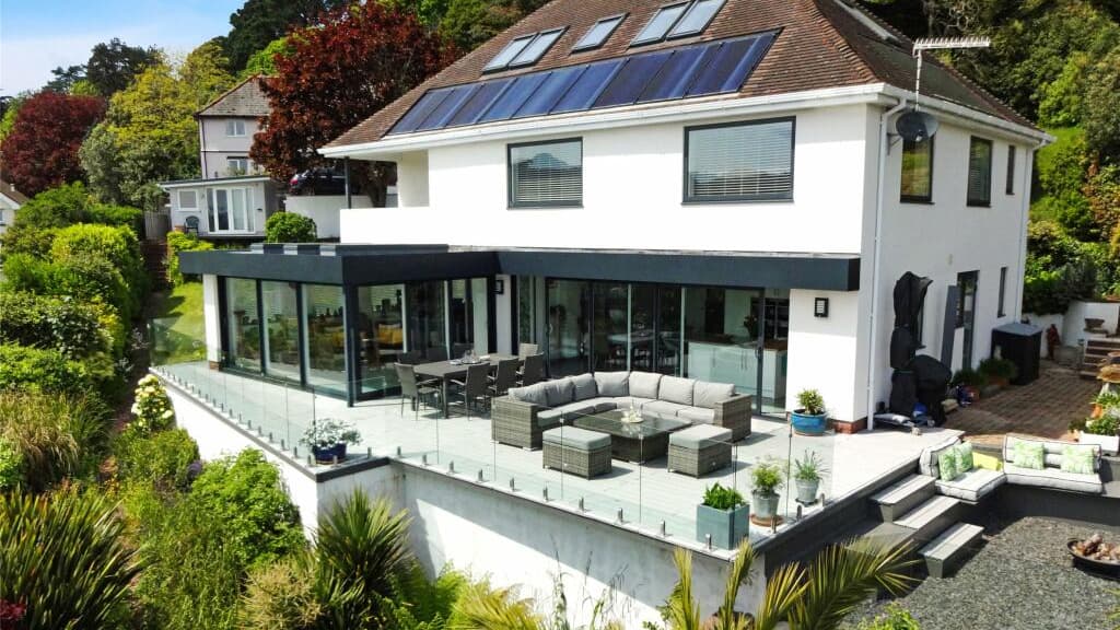 Peak inside this contemporary Minehead property for sale complete